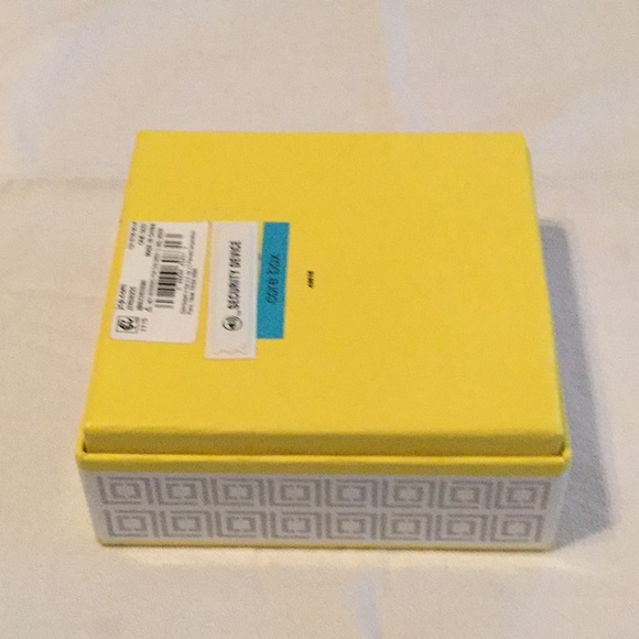 💃NWT Classic Liz Claiborne Necklace / Earrings💃 - Picture 6 of 6